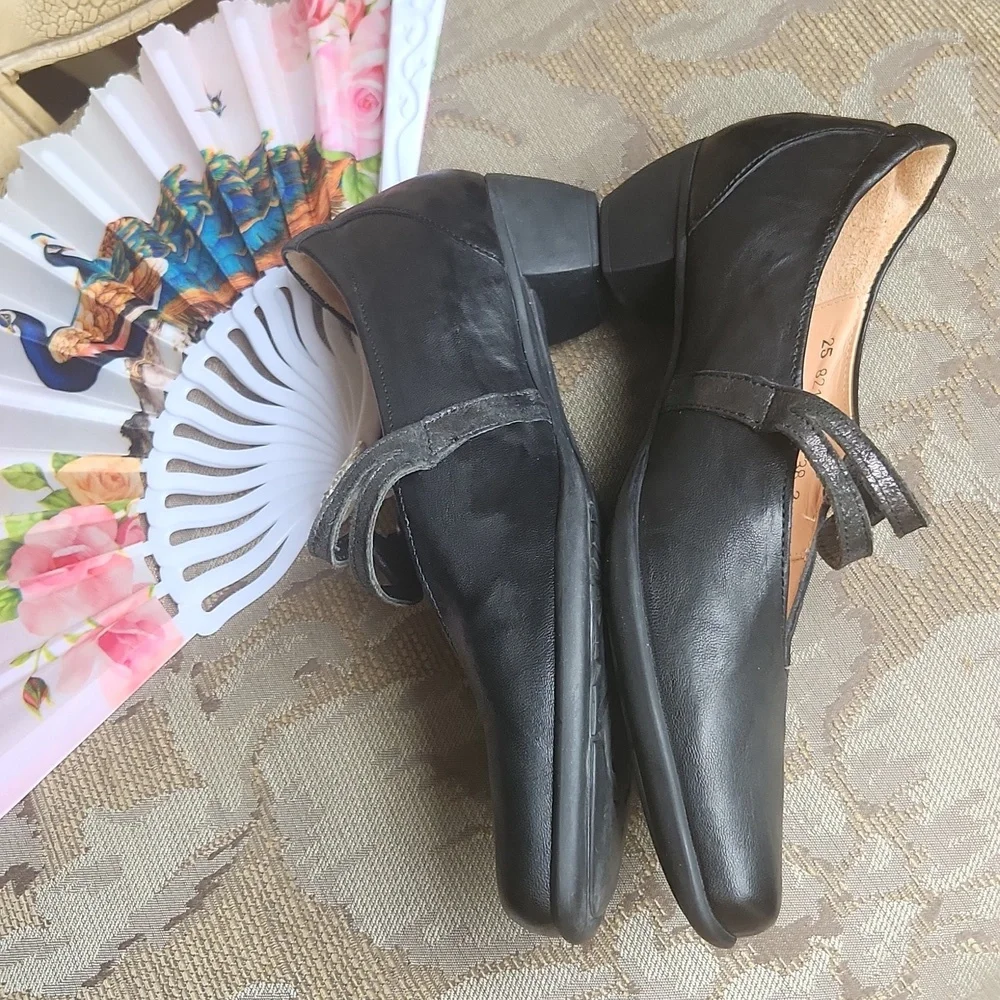 Think! Mary Jane shoes - Picture 2 of 12